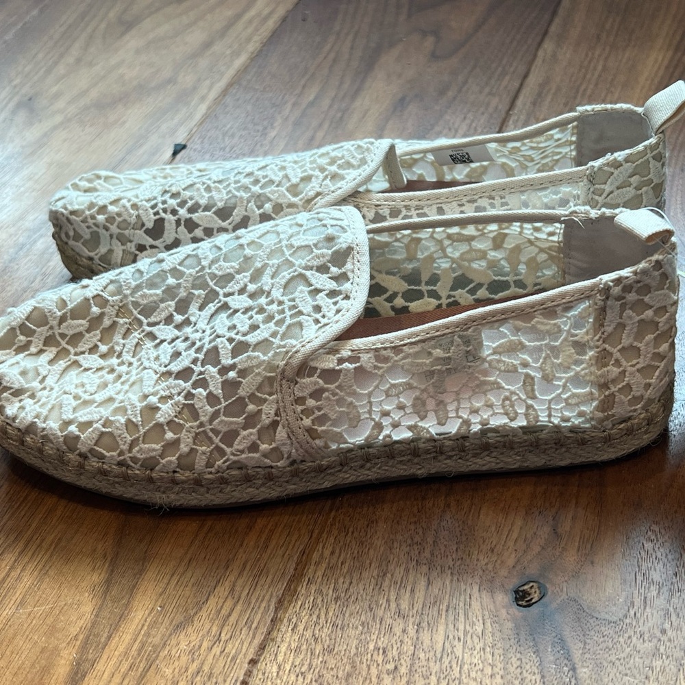 Tom’s women’s deconstructed Alpargata rope shoes size 8